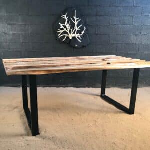 Création d'une table en bois cathédrale