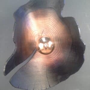 Création d'une applique en bois à demi brulée