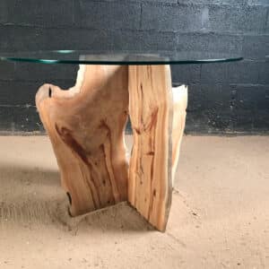 Création de la table ronde en planches de bois flotté "citron"