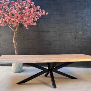 Création d'une table en chataigner pied étoile