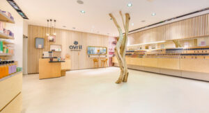 small-guillaume-da-silva-architecte-retail-lille-avril-cosm-tique-bio-bois-flott-metz-8