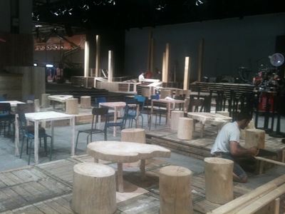 Location de mobilier en bois flotté pour le salon Who's Next à Paris