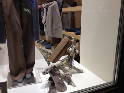 Décoration des vitrines de Brunello Cuccinelli